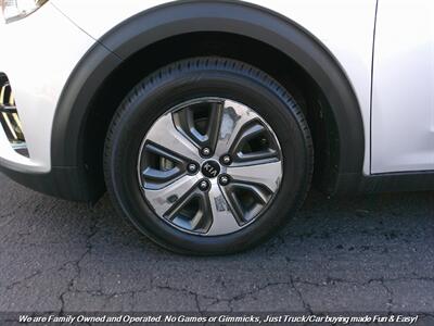 2020 Kia Niro LX   - Photo 46 - Mesa, AZ 85202