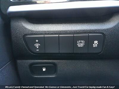 2020 Kia Niro LX   - Photo 40 - Mesa, AZ 85202