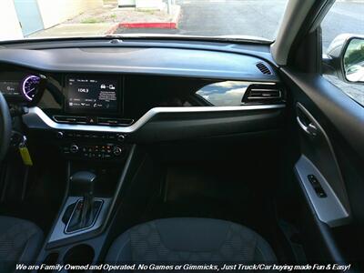 2020 Kia Niro LX   - Photo 32 - Mesa, AZ 85202
