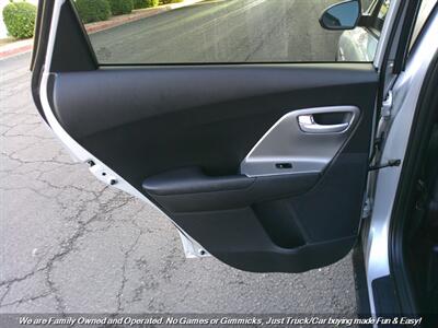 2020 Kia Niro LX   - Photo 18 - Mesa, AZ 85202