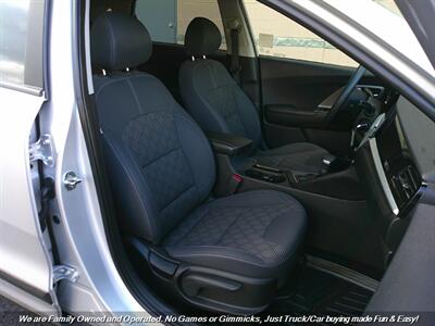 2020 Kia Niro LX   - Photo 27 - Mesa, AZ 85202