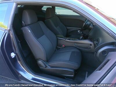2017 Dodge Challenger SXT   - Photo 20 - Mesa, AZ 85202