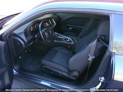 2017 Dodge Challenger SXT   - Photo 14 - Mesa, AZ 85202