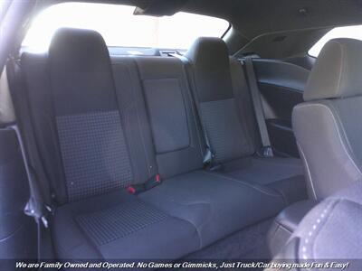 2017 Dodge Challenger SXT   - Photo 19 - Mesa, AZ 85202
