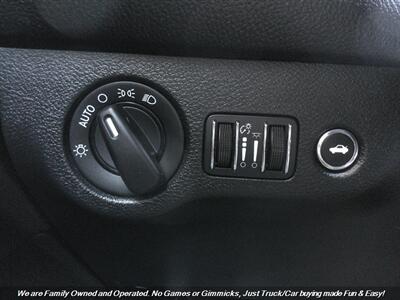 2017 Dodge Challenger SXT   - Photo 34 - Mesa, AZ 85202