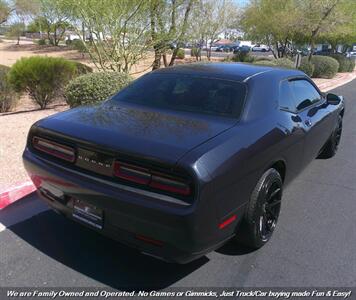 2017 Dodge Challenger SXT   - Photo 6 - Mesa, AZ 85202