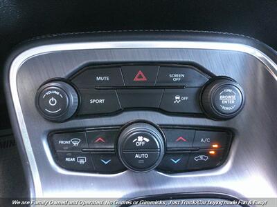 2017 Dodge Challenger SXT   - Photo 31 - Mesa, AZ 85202