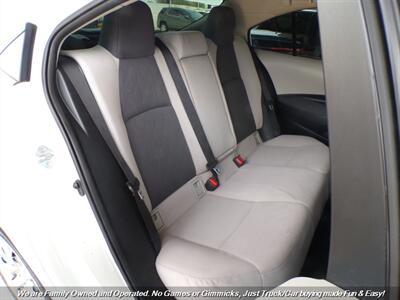 2020 Toyota Corolla LE   - Photo 20 - Mesa, AZ 85202