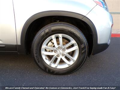 2015 Kia Sorento LX   - Photo 43 - Mesa, AZ 85202