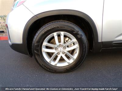 2015 Kia Sorento LX   - Photo 45 - Mesa, AZ 85202