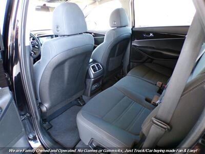 2019 Kia Sorento L   - Photo 18 - Mesa, AZ 85202
