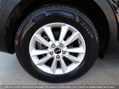2019 Kia Sorento L   - Photo 39 - Mesa, AZ 85202