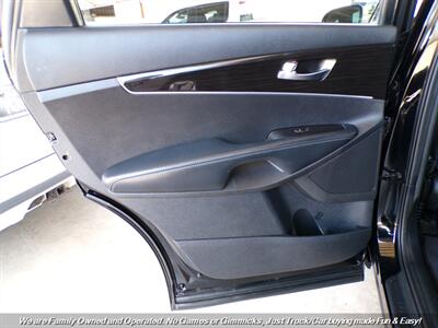 2019 Kia Sorento L   - Photo 17 - Mesa, AZ 85202