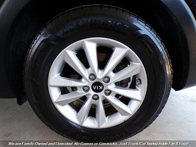 2019 Kia Sorento L   - Photo 38 - Mesa, AZ 85202