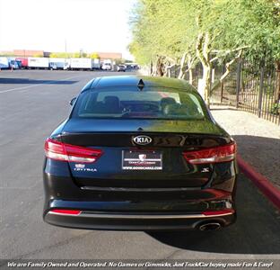 2018 Kia Optima S   - Photo 4 - Mesa, AZ 85202