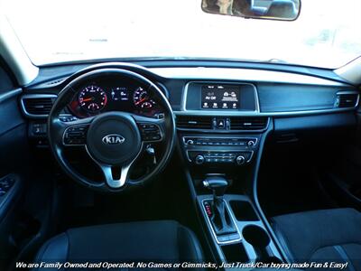 2018 Kia Optima S   - Photo 33 - Mesa, AZ 85202