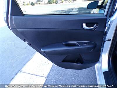 2016 Kia Optima LX   - Photo 17 - Mesa, AZ 85202