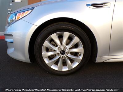 2016 Kia Optima LX   - Photo 43 - Mesa, AZ 85202