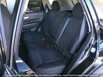 2015 Nissan Rogue SV - Photo 22 - Mesa, AZ 85202