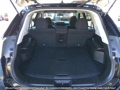 2015 Nissan Rogue SV - Photo 9 - Mesa, AZ 85202