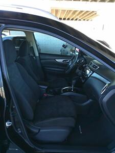 2015 Nissan Rogue SV - Photo 29 - Mesa, AZ 85202