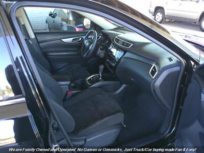 2015 Nissan Rogue SV - Photo 30 - Mesa, AZ 85202