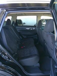 2015 Nissan Rogue SV - Photo 25 - Mesa, AZ 85202
