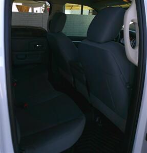 2018 RAM 1500 SLT   - Photo 19 - Mesa, AZ 85202