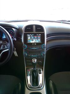 2013 Chevrolet Malibu LT - Photo 33 - Mesa, AZ 85202
