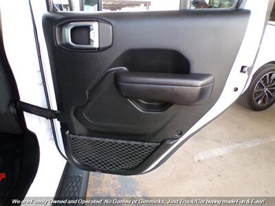 2018 Jeep Wrangler Sport S   - Photo 18 - Mesa, AZ 85202