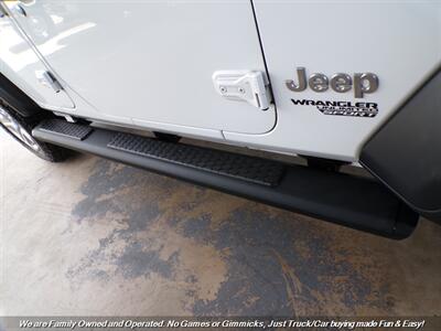 2018 Jeep Wrangler Sport S   - Photo 47 - Mesa, AZ 85202