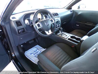 2013 Dodge Challenger SXT - Photo 12 - Mesa, AZ 85202