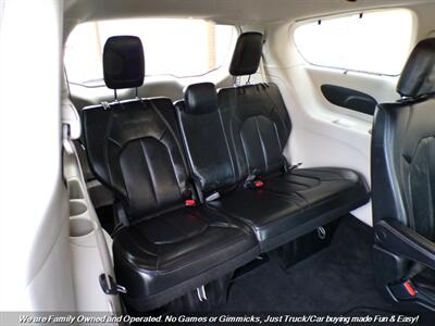 2018 Chrysler Pacifica Touring L   - Photo 25 - Mesa, AZ 85202