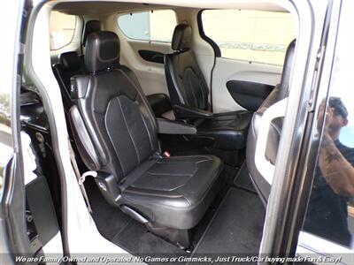 2018 Chrysler Pacifica Touring L   - Photo 28 - Mesa, AZ 85202