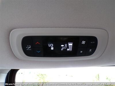 2018 Chrysler Pacifica Touring L   - Photo 44 - Mesa, AZ 85202