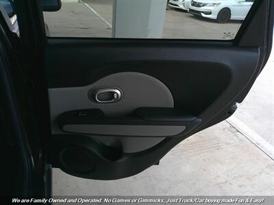 2017 Kia Soul   - Photo 25 - Mesa, AZ 85202