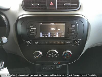 2017 Kia Soul   - Photo 35 - Mesa, AZ 85202