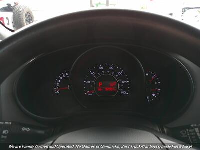 2017 Kia Soul   - Photo 11 - Mesa, AZ 85202