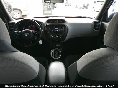 2017 Kia Soul   - Photo 30 - Mesa, AZ 85202