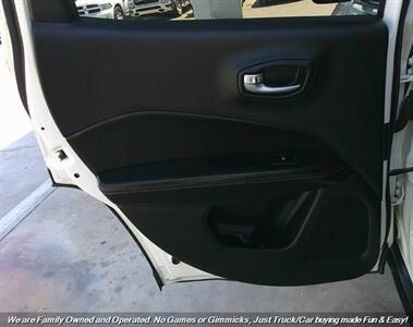 2018 Jeep Compass Sport   - Photo 13 - Mesa, AZ 85202