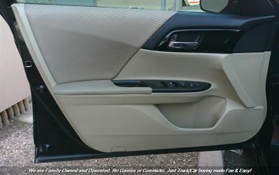 2016 Honda Accord LX   - Photo 9 - Mesa, AZ 85202
