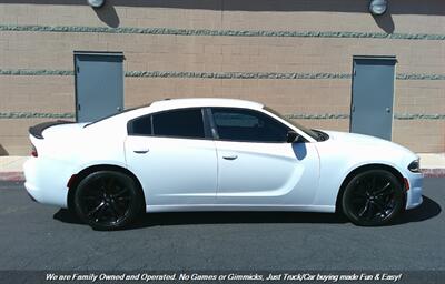 2018 Dodge Charger SXT   - Photo 8 - Mesa, AZ 85202