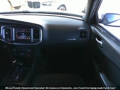 2018 Dodge Charger SXT   - Photo 32 - Mesa, AZ 85202