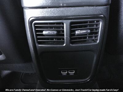 2018 Dodge Charger SXT   - Photo 30 - Mesa, AZ 85202