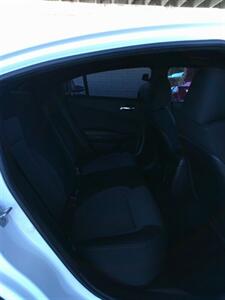 2018 Dodge Charger SXT   - Photo 24 - Mesa, AZ 85202