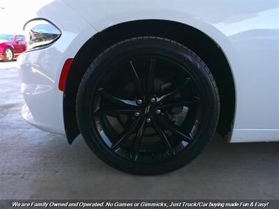 2018 Dodge Charger SXT   - Photo 41 - Mesa, AZ 85202