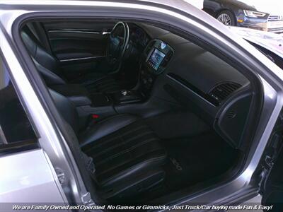2017 Chrysler 300 Series S   - Photo 30 - Mesa, AZ 85202