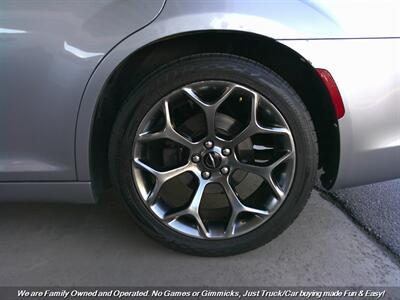 2017 Chrysler 300 Series S   - Photo 45 - Mesa, AZ 85202