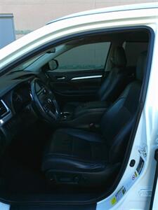 2016 Toyota Highlander XLE   - Photo 15 - Mesa, AZ 85202