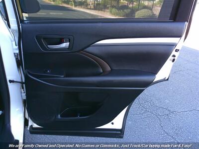 2016 Toyota Highlander XLE   - Photo 27 - Mesa, AZ 85202